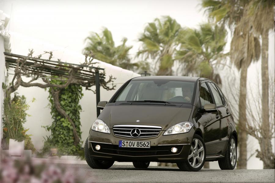  Mercedes-Benz A200 5-Door (W169) 2008 года  (фото 1 из 21)